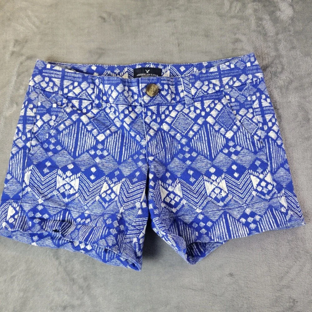 American Eagle Outfitters Womens Blue White Geometric Midi Shorts Size 2 Stretch